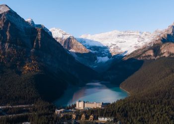 Οδηγός για το Banff: πού να μείνετε δίπλα στη λίμνη Louise