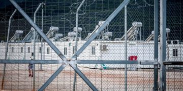 Εξέγερση και δραπέτευση μεταναστών σε δομή στη Σιντική Σερρών