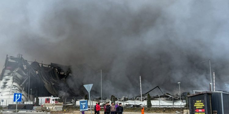 Η Ρωσία απειλεί τη Βρετανία με «συνέπειες» για τα drones